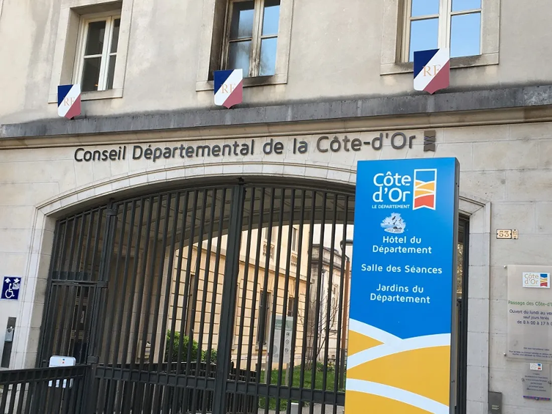Une session extraordinaire du conseil départemental avait lieu ce lundi à Dijon 